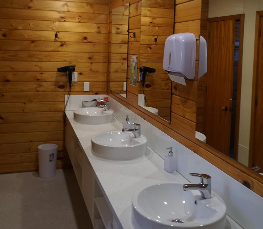 Altamont Lodge Wanaka Bagian luar foto