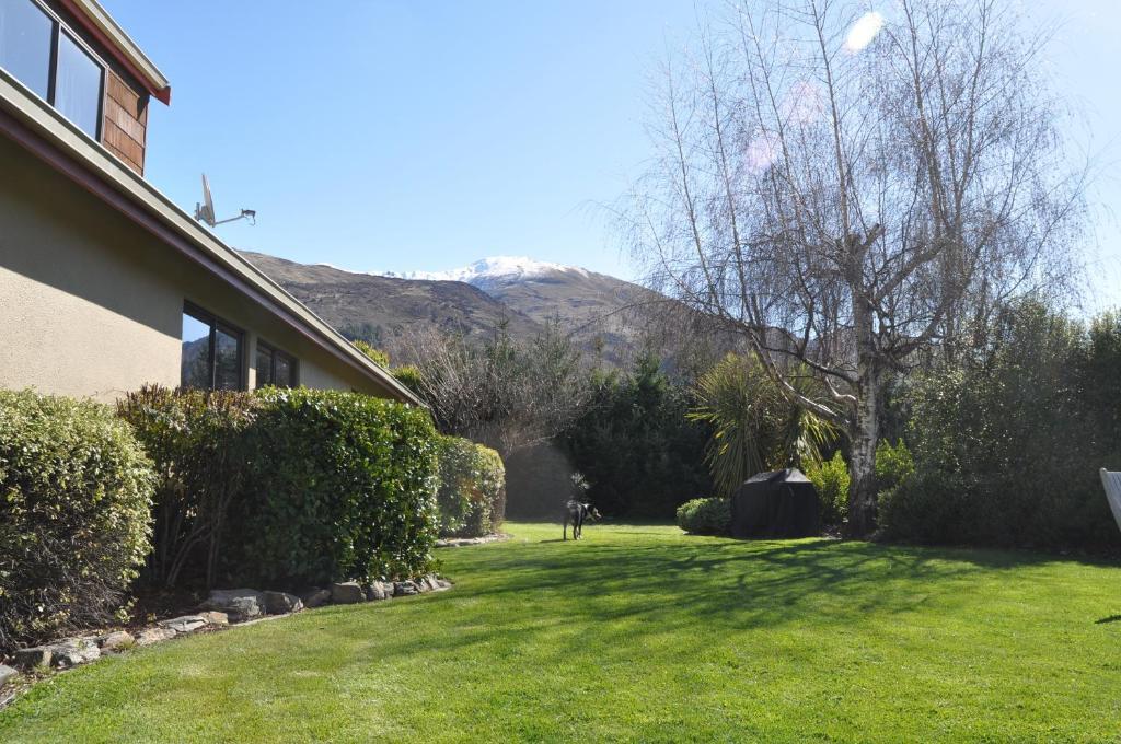 Altamont Lodge Wanaka Bagian luar foto